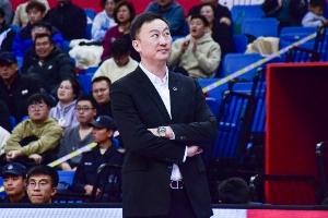 杨学增对青岛男篮主教练刘维伟的评价