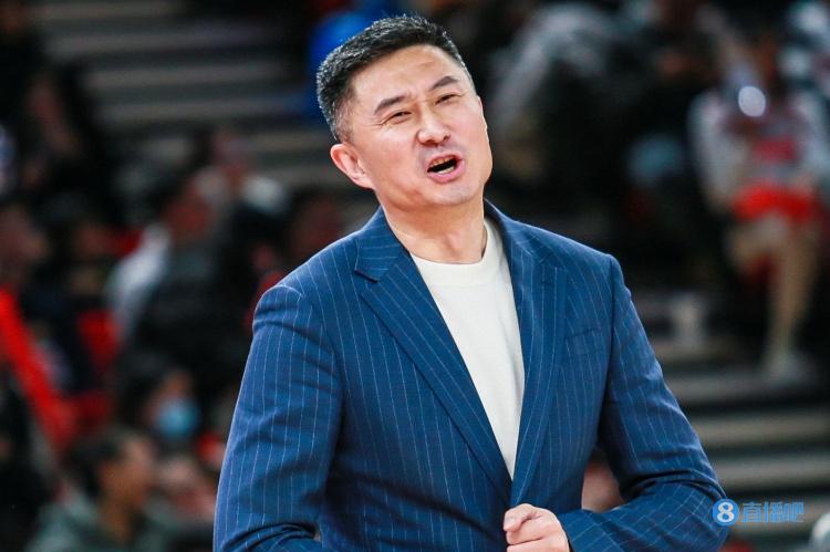 广东男篮本赛季已经输了12场常规赛 追平历史最差！