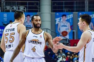 辽宁男篮队史第四个总冠军 弗格获最有价值球员