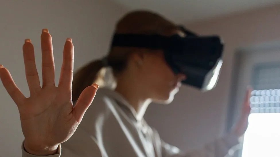 英国一未成年少女称在VR网游中遭遇侵犯 随后报警：心理受到伤害