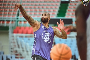 NBA Star DeMarcus Cousins Makes Debut for Taiwan's Taipei Leopard Team