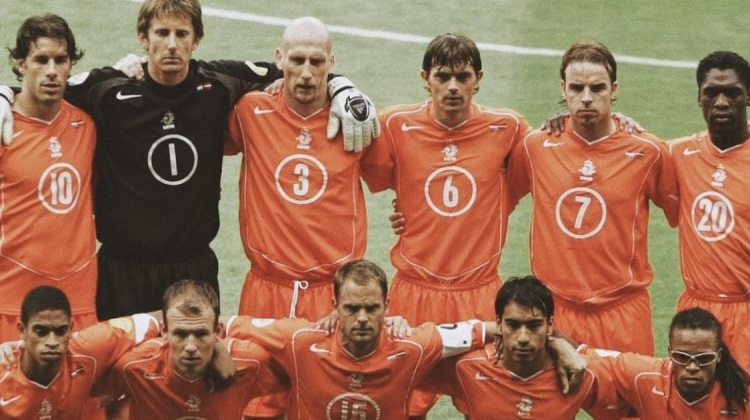 你都认识吗？04年欧洲杯的“郁金香”荷兰，你还有多少印象？