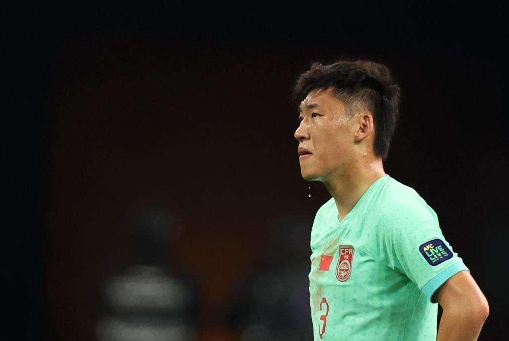 体育时评：中国足球的时间都去哪了？