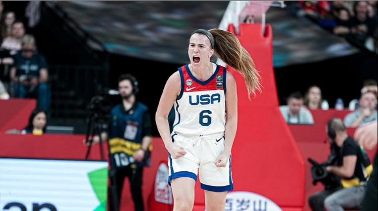 美国女篮险胜比利时 资格赛取得关键胜利