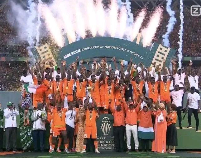 壕?非洲杯夺冠，科特迪瓦总统奖励球员每人一套别墅+高额奖金