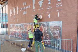 利物浦冠军墙今天更新了，联赛杯9→10🏆