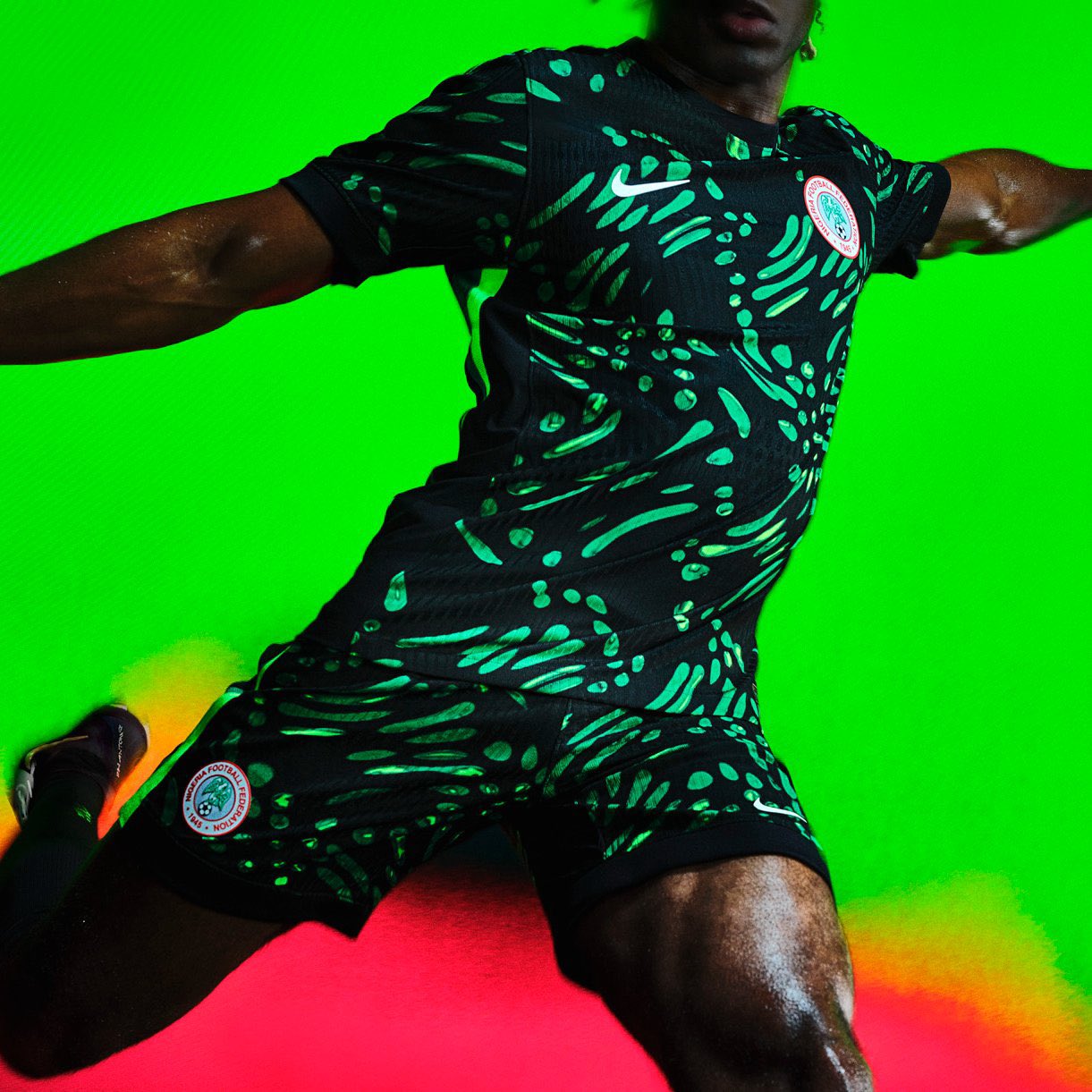 新潮流？耐克为尼日利亚推出方领主场球衣 客场灵感热带雨林🌳