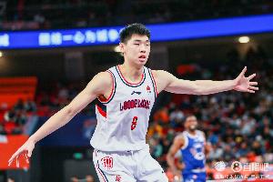 广州龙狮新星崔永熙将参加2024年NBA选秀