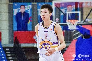 廖三宁发挥出色，北控男篮迎来季后赛关键胜利