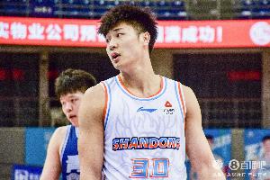 山东男篮官宣三名球员离队