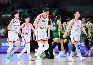 中国女篮热身赛惜败澳大利亚，技术数据分析揭秘比赛真相