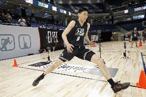 崔永熙落选NBA选秀，仍未放弃机会