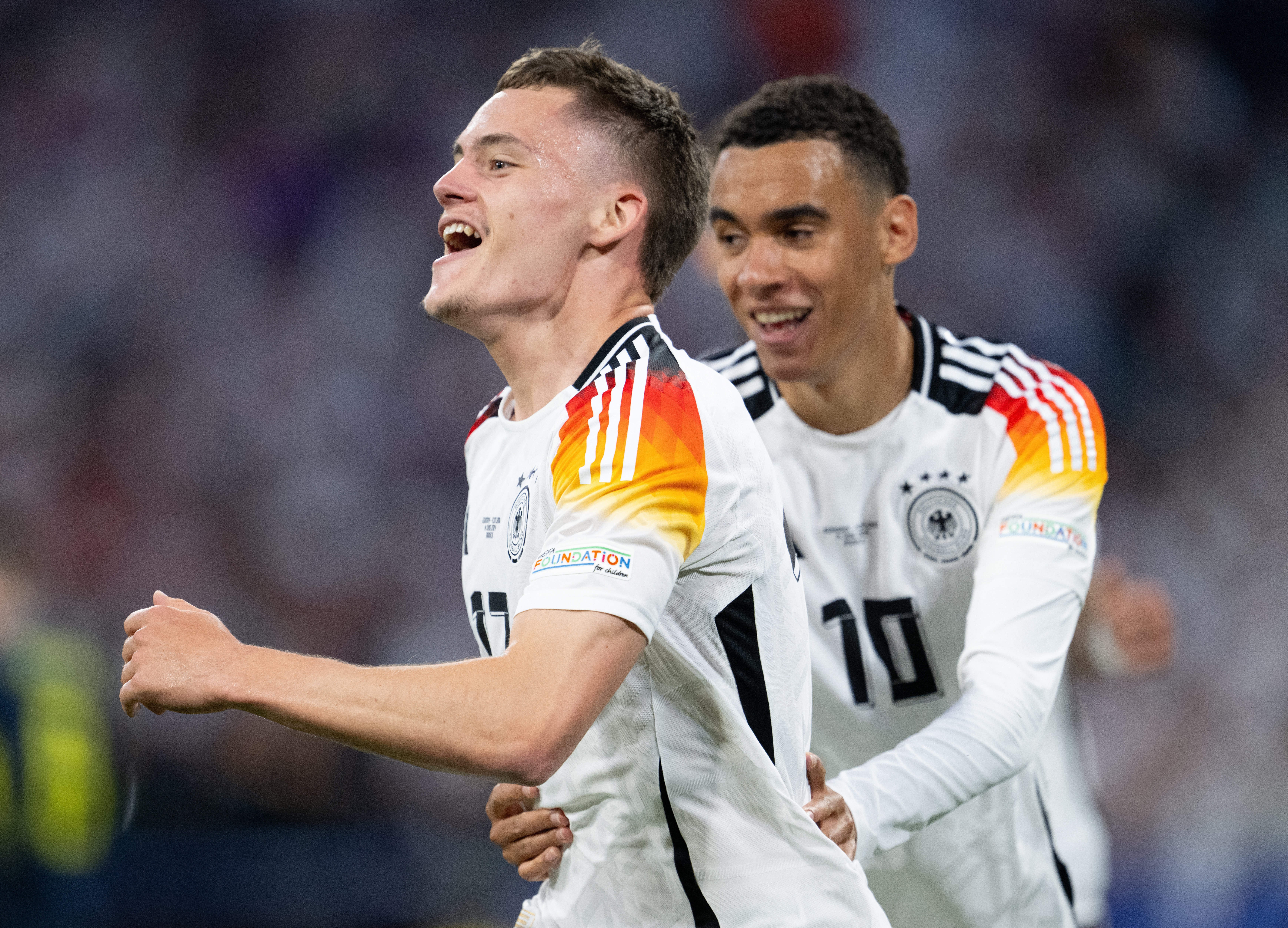 德国本届欧洲杯4战赢下3场，追平此前大赛12场总赢球数