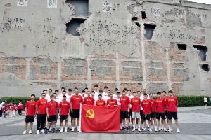 中国男篮集训备战热身赛事情不妙