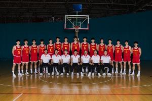 中国U17男篮以105-101击败几内亚 夺得13-14排位赛胜利