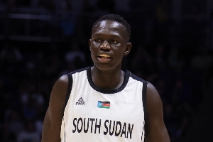 南苏丹17岁中锋亮相热身赛，1分惜败美国男篮