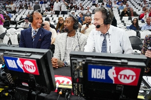 NBA官方宣布新转播版权协议