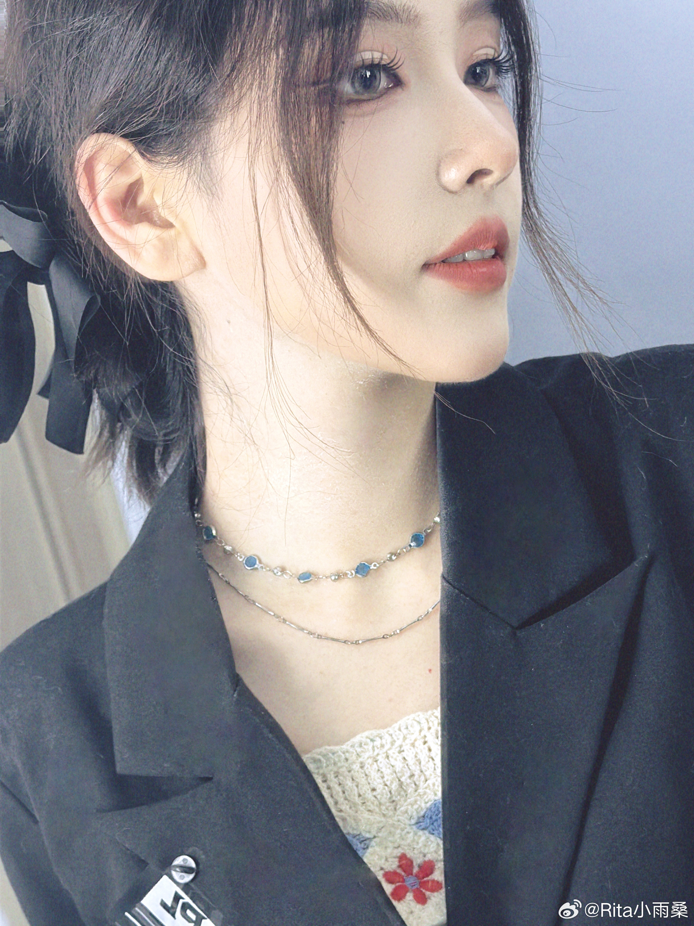 汇报ootd！Rita更博晒照：组内赛结束啦！ 等骑士之路囖～