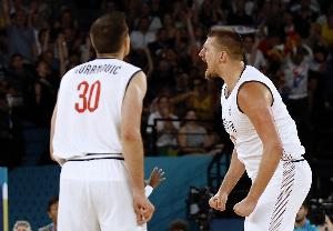 塞尔维亚男篮大逆转澳大利亚晋级半决赛