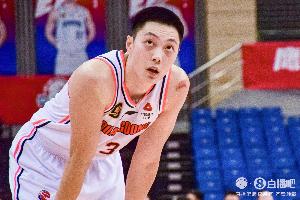 CBA季后赛首轮：上海客场告负广东