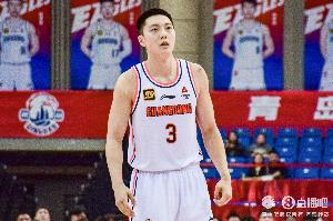 广东客场不敌山西，裁判控场争议成焦点