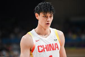 中国球员曾凡博与篮网达成Exhibit-10合同