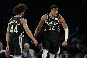 雄鹿夺冠，雷霆失之交臂