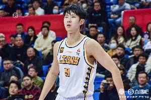 广厦男篮客场大胜吉林 赵嘉仁和朱俊龙发挥抢眼