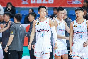 山东男篮遭淘汰，夏晓司表示球队调整必将到来