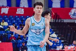 青岛男篮挑战北京男篮：五连败后何去何从？