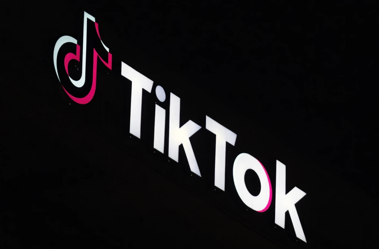 毒奶圣嘴😅巴克利调侃Tiktok“马上就要被禁” 结果拜登不禁了