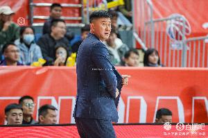 CBA季后赛1/4决赛G1:广东败给山西,宏远受挫