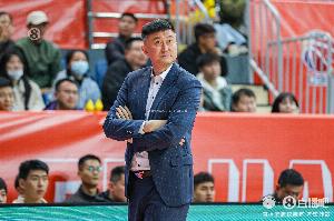 广东胜利辽宁：伯克表现亮眼