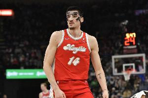 新秀们的身影闪现NBA球场