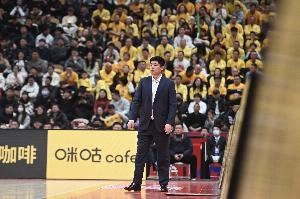 CBA联赛多名教练被罚,罚金累计高达4万元