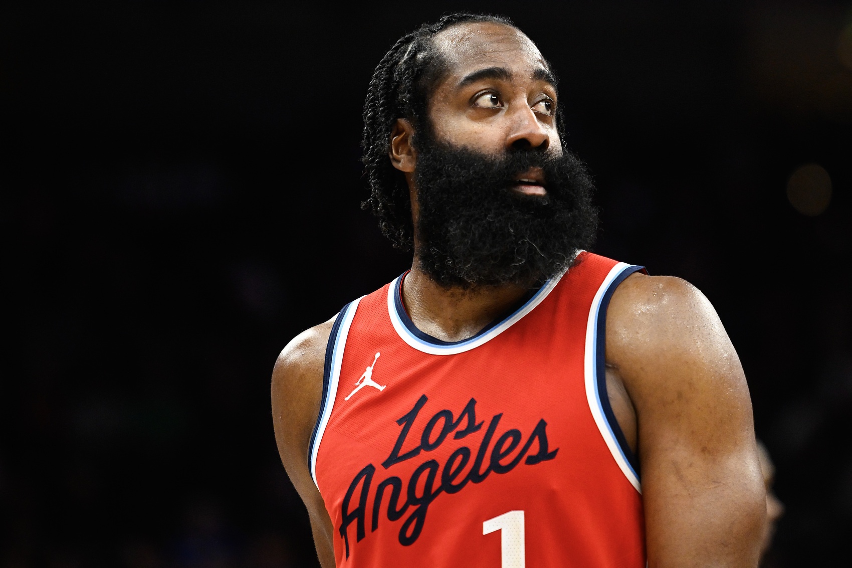 🐿️NBA历史仅一人生涯砍下至少25000分5000助3000三分：哈登