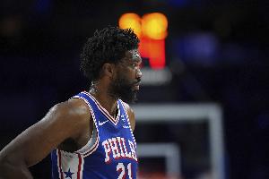 NBA球星恩比德生日快乐，回顾其辉煌职业生涯