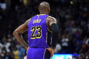 体育界之猛男——詹姆斯在比赛中的力量美感