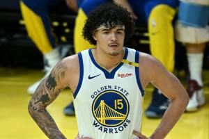 勇士替补桑托斯带动战局 场上表现出色迎复苏