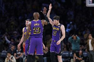 前NBA球员帕金斯谈湖人阵容看法