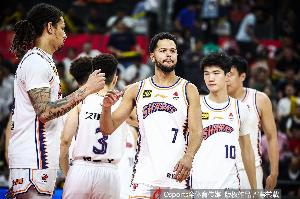 广东大胜上海进军CBA季后赛8强