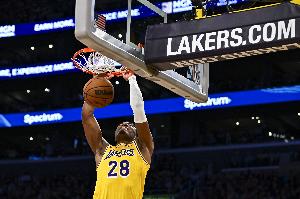 魔术师约翰逊预测NBA季后赛走向