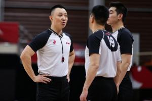 CBA季后赛外籍裁判全部离开 本土裁判接力执法