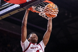 罗格斯大学新星埃斯-贝利宣布参加NBA选秀