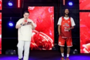 NBA2K手游 X 德里克-罗斯中国行掀起热潮