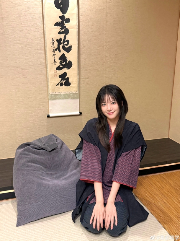 日本人妻的感觉？骆歆晒照：温泉time！巴啦啦能量重置