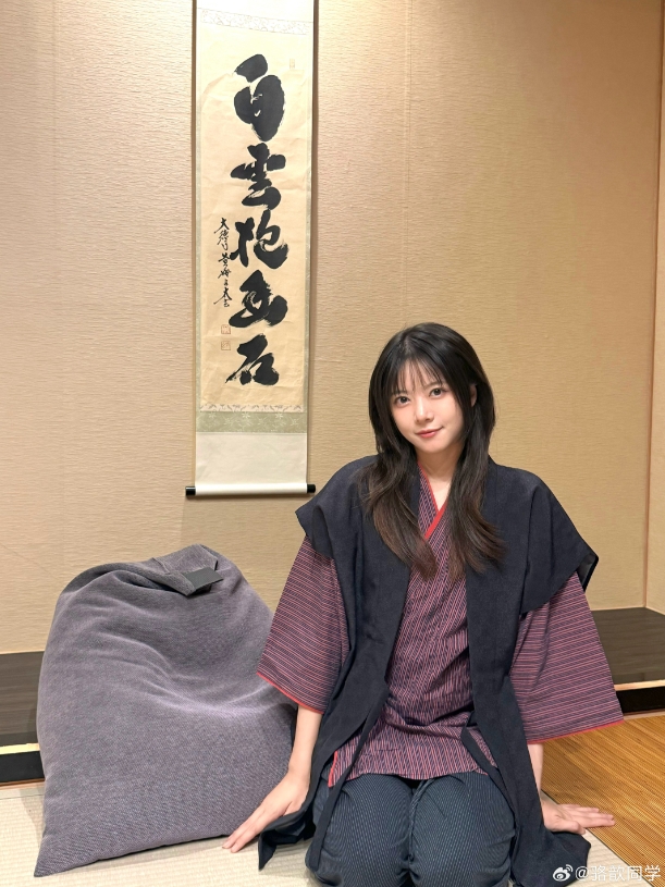 日本人妻的感觉？骆歆晒照：温泉time！巴啦啦能量重置