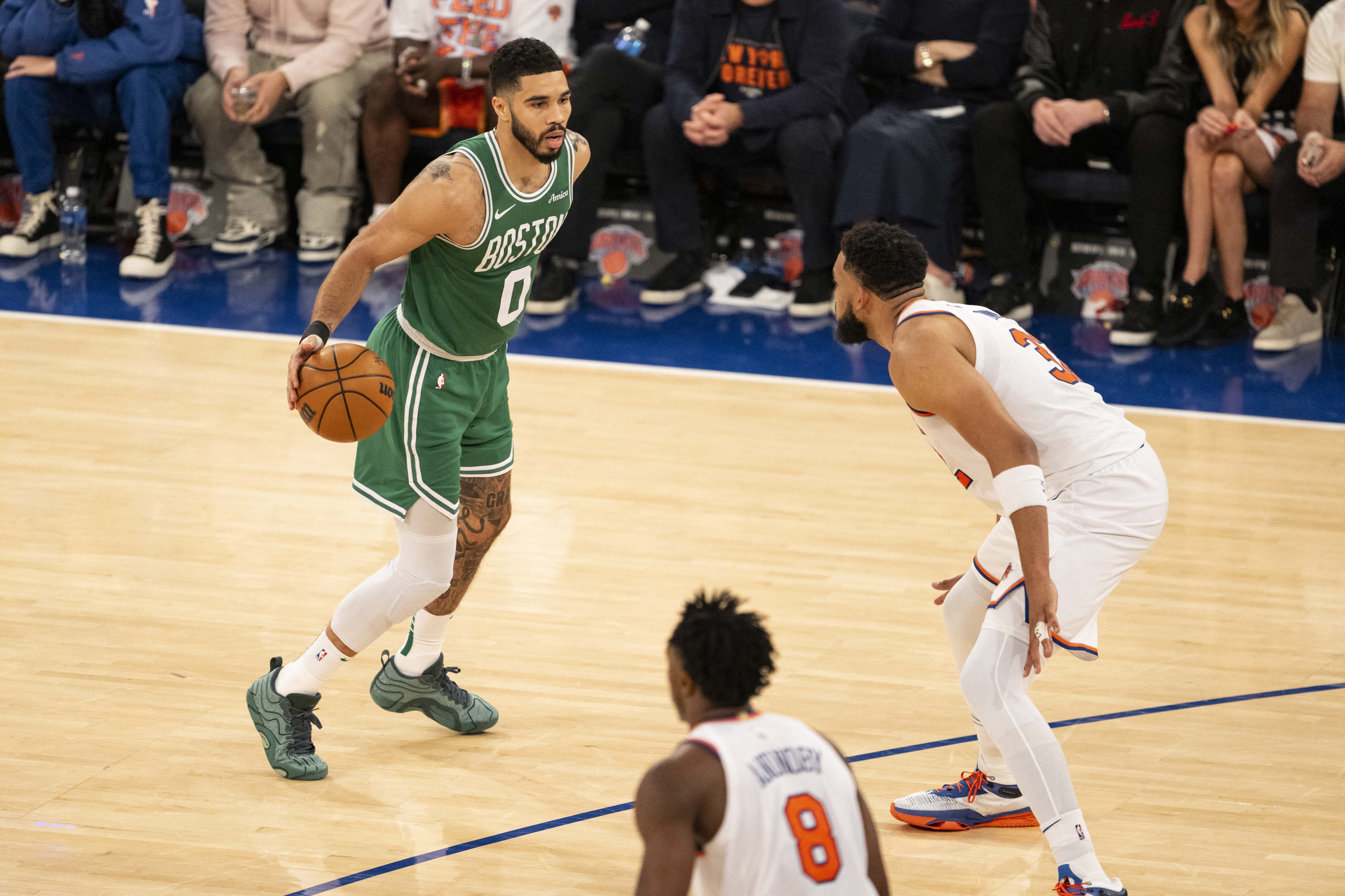唐斯：我向母亲和上帝祈祷&保佑塔图姆 NBA需要他这样的超级巨星