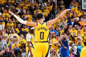 哈利伯顿狂砍三双，步行者3-1领先尼克斯