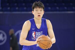 中国新星杨瀚森在NBA选拔试训中表现抢眼
